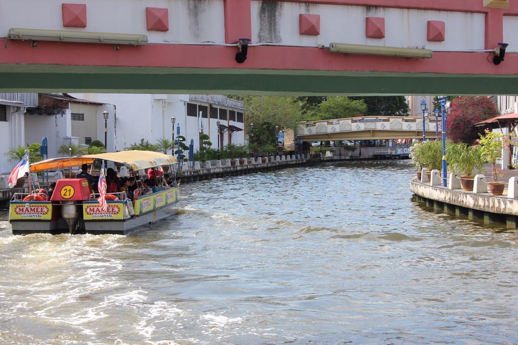 Vista Rio - Scenic River View, Walk To Jonker St Malacca Exterior photo